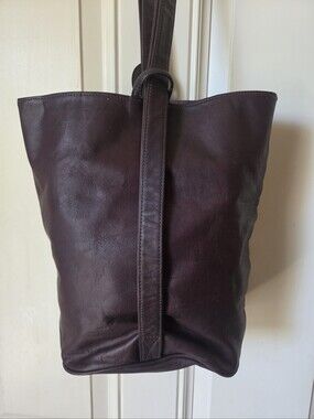 BOULDER RIDGE• BROWN/PLUM SLING/CROSSBODY BAG 💜🤎